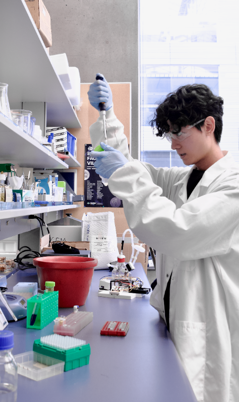 Preparing reagents and samples for downstream genetic engineering workflows.